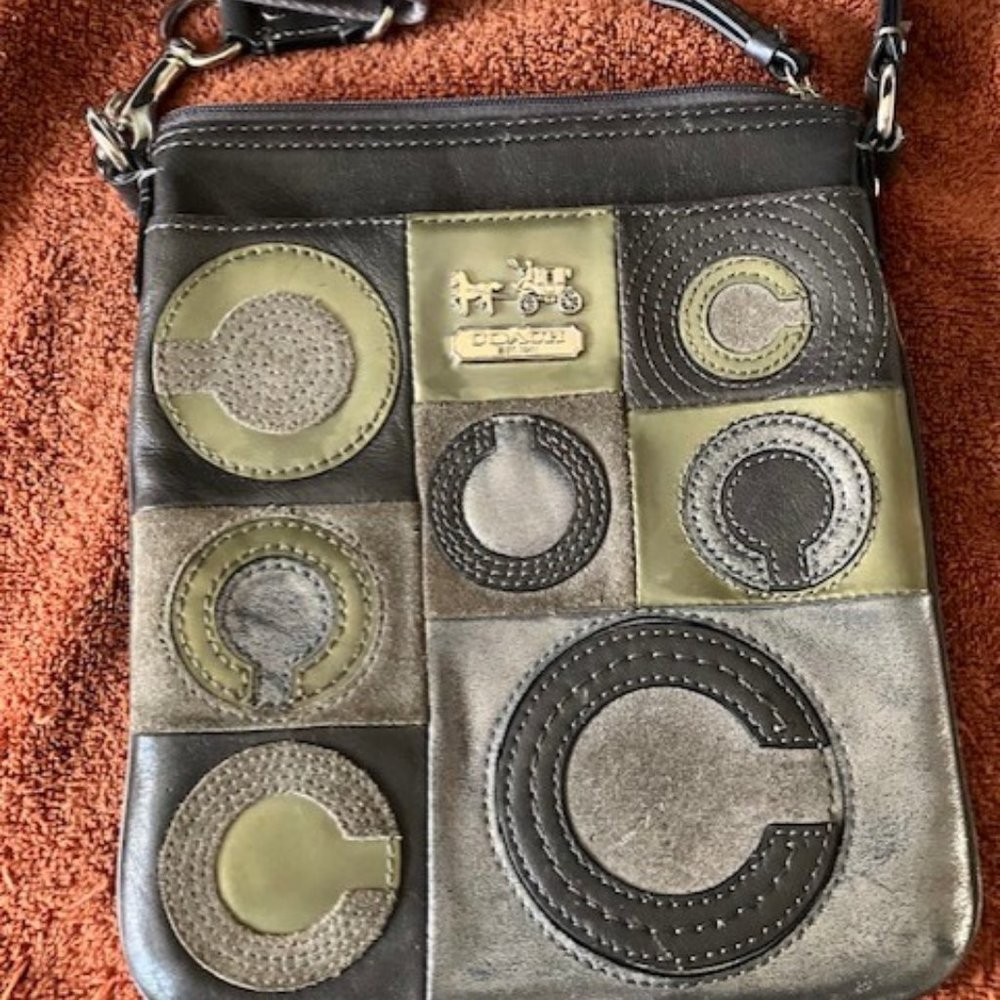 Nice Coach Shoulder Bag